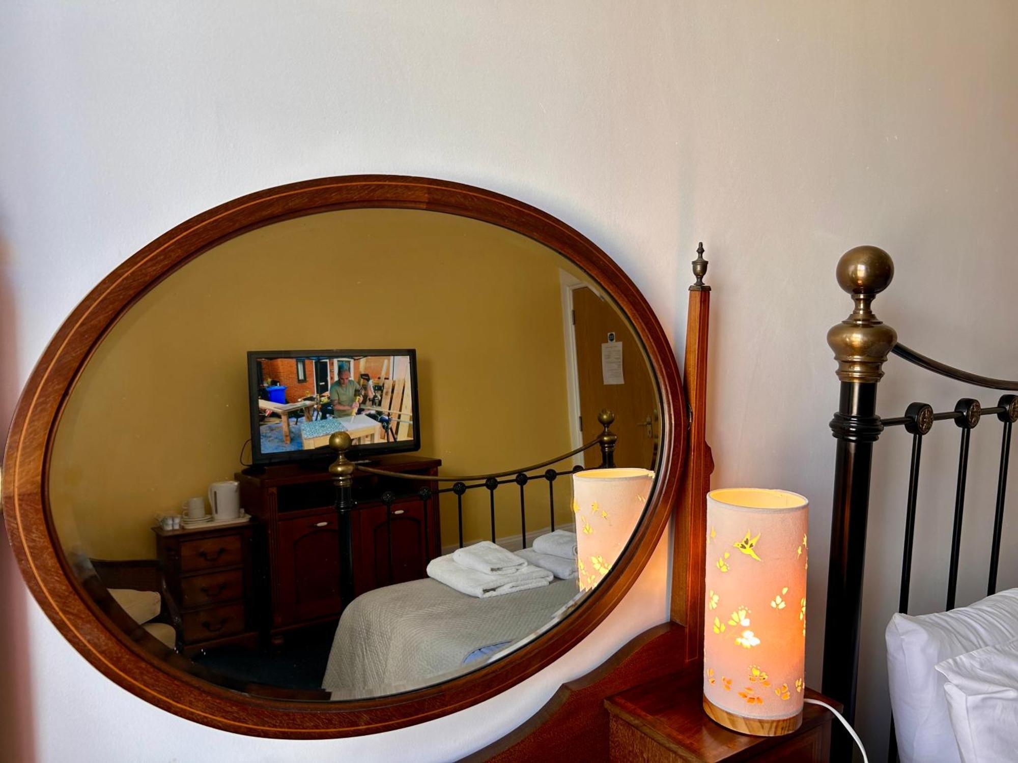 بورتسماوث Clarence Quarters Self-Catering Guest House المظهر الخارجي الصورة