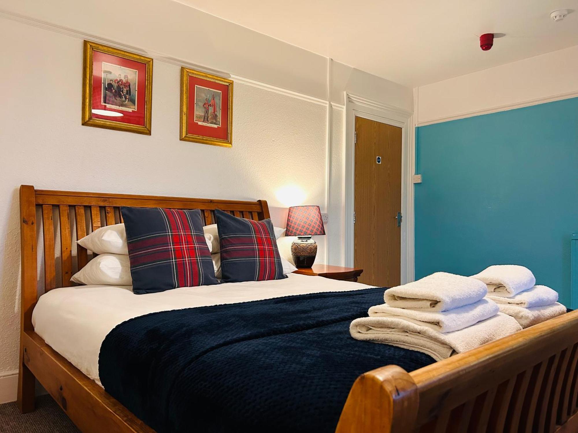 بورتسماوث Clarence Quarters Self-Catering Guest House الغرفة الصورة